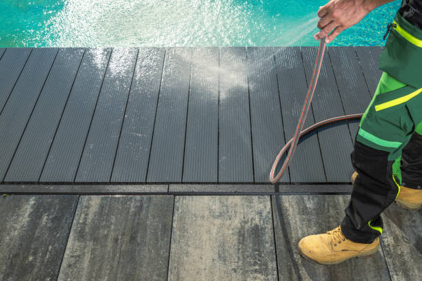 Best Deck Pressure Washing  in Alexandria, MN